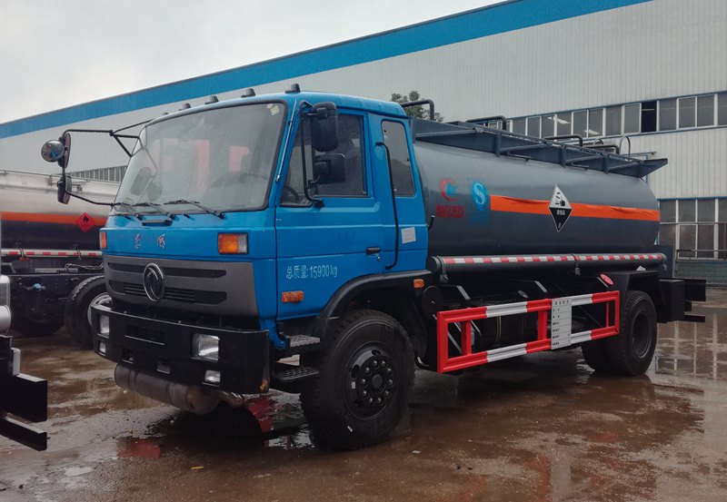 东风153化工车