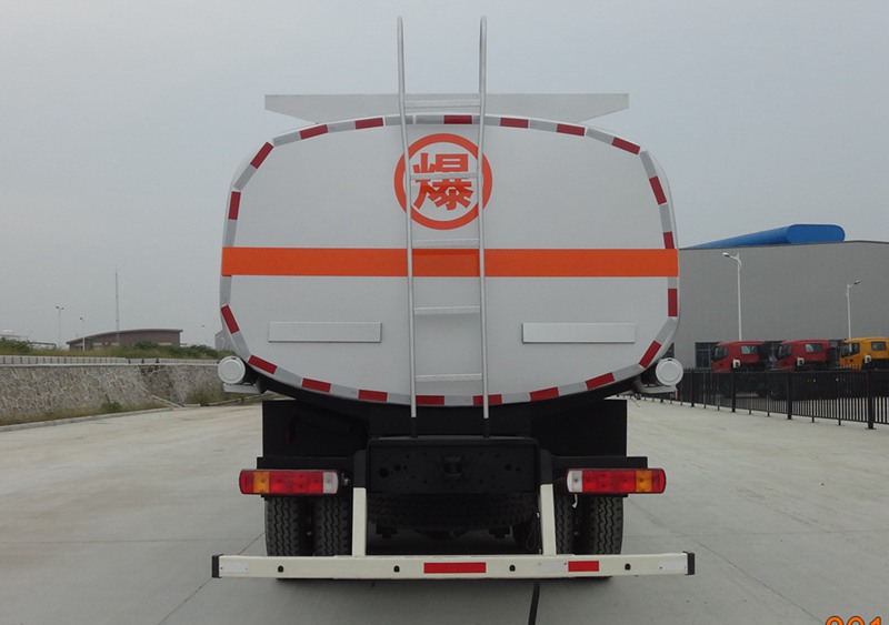 福田欧曼后双桥油罐车